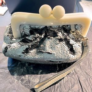 Glamorous & versatile evening fashion bag